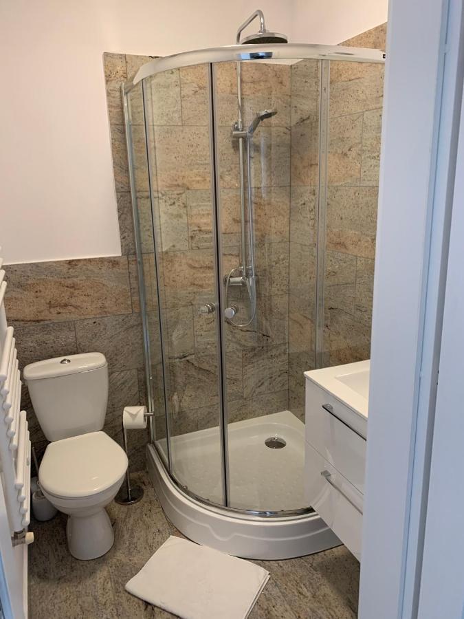 Apartament Walczaka 11 Miejsce Parkingowe ゴジュフ・ヴィエルコポルスキ エクステリア 写真